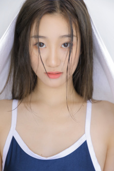 寡妇田里有桃花全